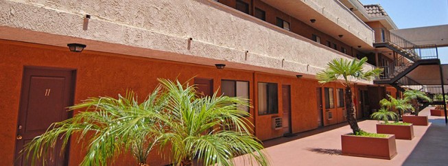 A 152-unit property in Long Beach, Calif., Fountain View Apartments has saved more than $50,000 in water bills and conserved over 11 million gallons of water since its toilets were replaced with high-efficiency models and aerators were added to the building's faucets.