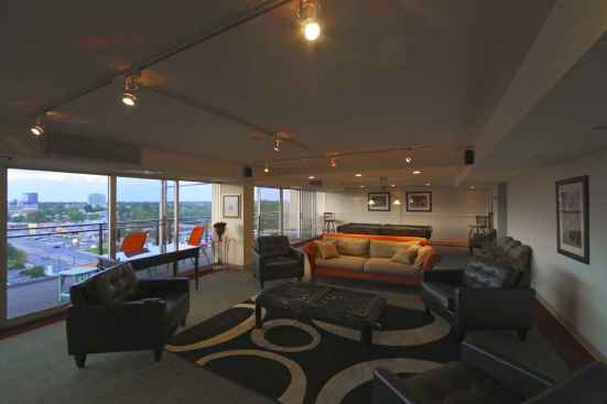 The Wellshire - Patfhinder Partners, LLC: Merit Winner/Apartment Renovation